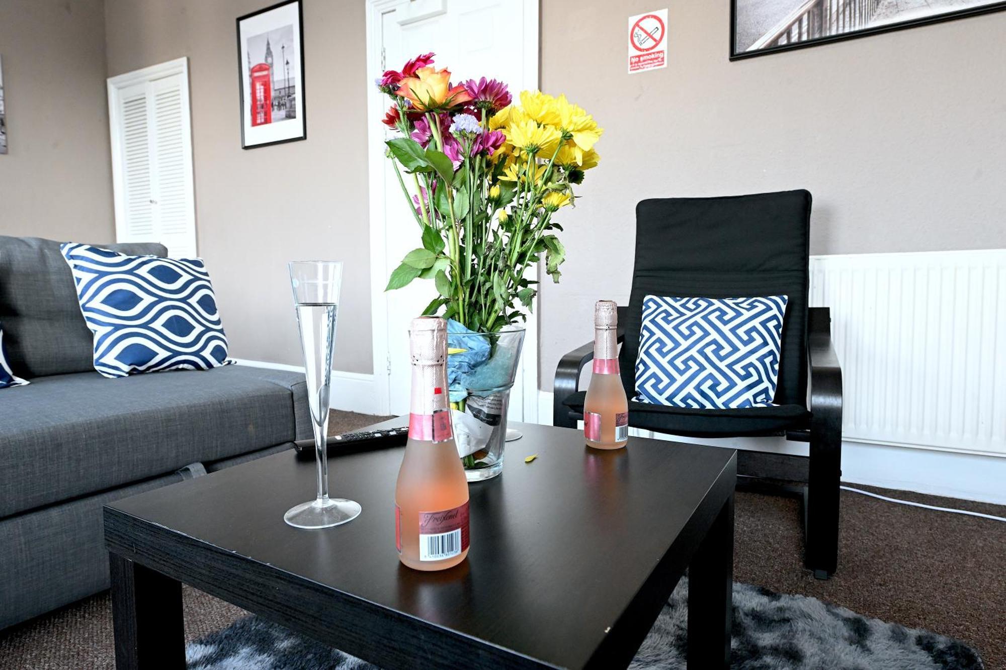 Stunning 3 Bedroom Serviced Flat In North London Londres Exterior foto